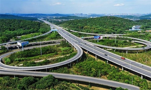 蜀山钢筋套筒应用于高速公路